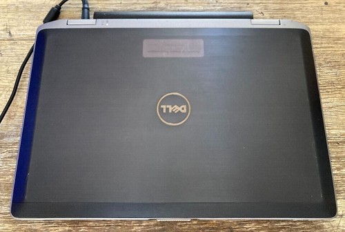 14.1" Dell Laptop E6420/30 Vintage Windows XP Pro 32 Bit i5 2ghz 4gb 160gb DVD - Picture 6 of 7