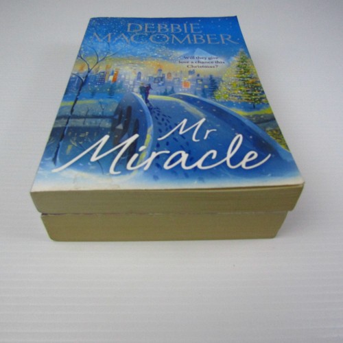 Changing Habits + Mr Miracle: Large Paperback by Debbie Macomber Romance Drama - Picture 4 of 14