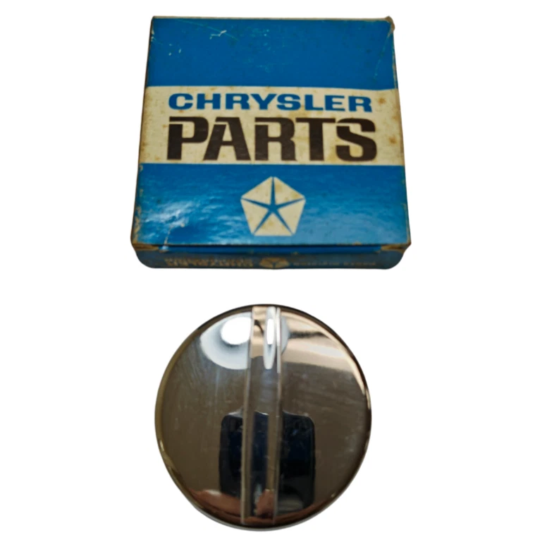 Tapa de combustible de gasolina cromada Plymouth Valiant Dodge Lancer 1960-1961 2240319 nuevo de lote Foto 2 de 4