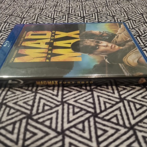 Mad Max: Fury Road (Blu-ray) Tom Hardy Charlize Theron (US IMPORT) - Picture 3 of 6