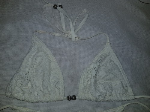 🎀 Gorgeous Cream F&F halterneck bikini top bottom set Size 10 - Picture 2 of 3