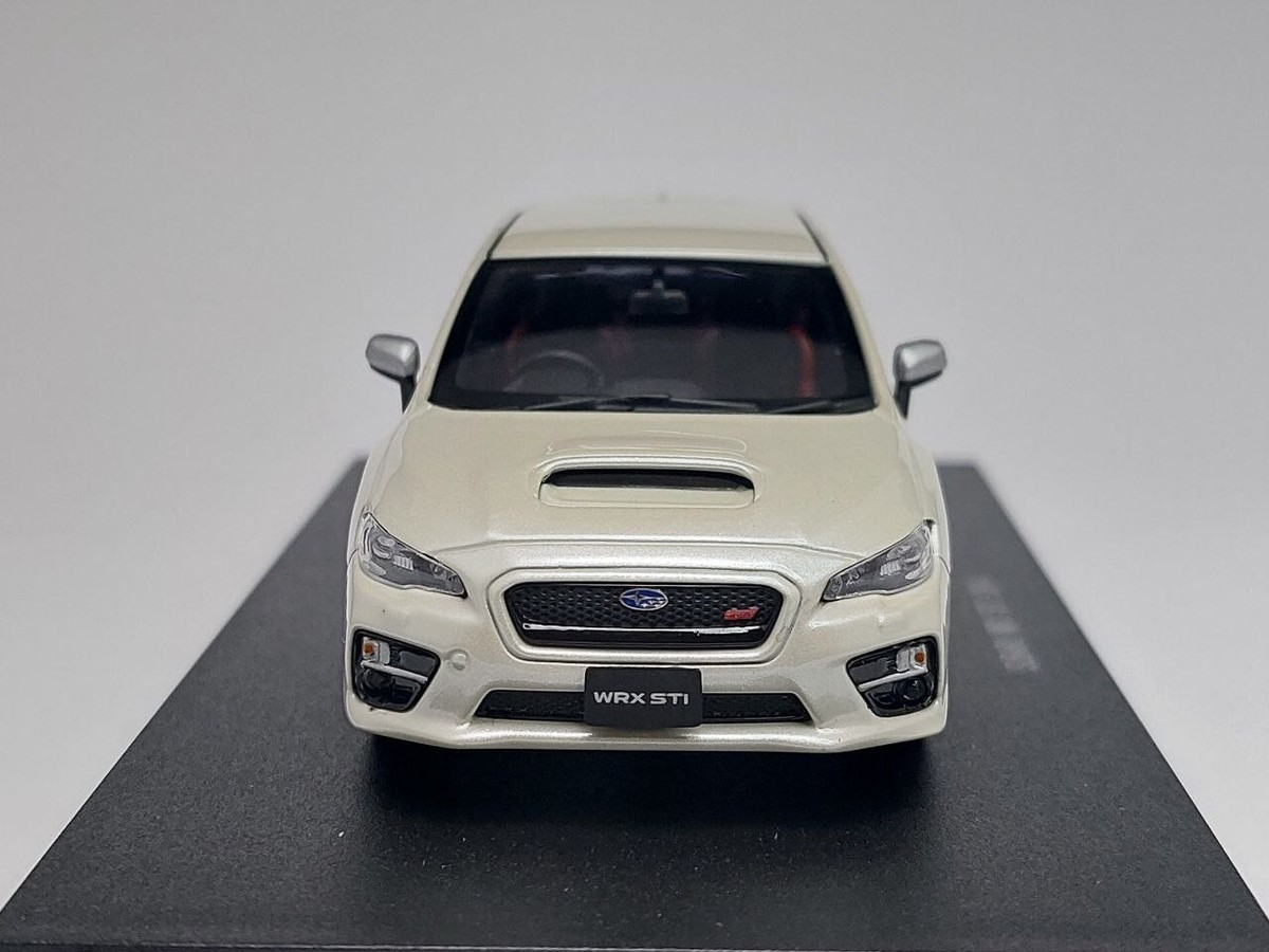 Ebbro 1/43 Subaru WRX STI 2014 white (diecast model 45309