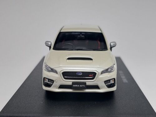 EBBRO 1/43 Subaru WRX STI 2014 white (diecast model 45309 ) - Picture 8 of 10