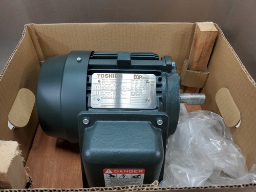 Toshiba EQP GLOBAL SD 0014SDSR41A-P 1HP 230V/460V 1760RPM Electric Motor.     1C - Picture 1 of 4