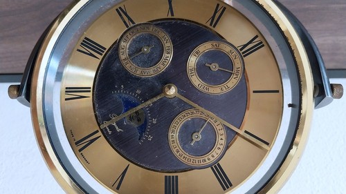 Deutschland - Tischuhr Kalender De Table Kreissägeblatt aus Metall Golden Xx - Bild 13 von 18