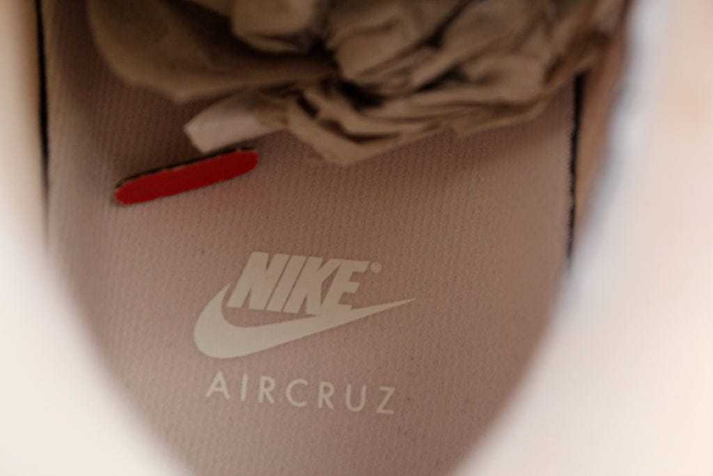 Nike Air Trainer Victor Cruz QS orange Quartz 821955-800 821955-800 821955-800 Men's bd1f3b Nike Air Trainer Victor Cruz QS orange Quartz 821955-800 821955-800 821955-800 Men's bd1f3b