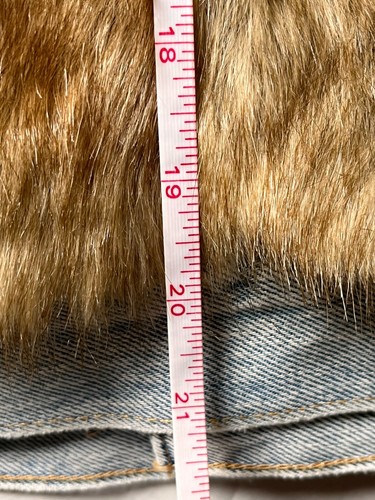New! Levi’s Premium Faux Fur Trucker Denim Jacket Women’s Sz S MSRP$168 - Picture 11 of 11