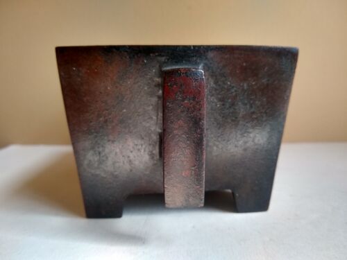18th to 19th Century Chinese, Xuande Marked, Heavy Bronze Censer. 3 lbs. - Picture 14 of 15