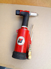 ꙮ Universal Air Hydraulic UT8910 Blind Riveter Tool Serial #07039  Works