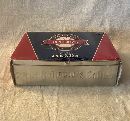 Caja de lata 10 años aniversario de los Nacionales de Washington día de apertura 2015 regalo sin abrir - Imagen 8 de 12