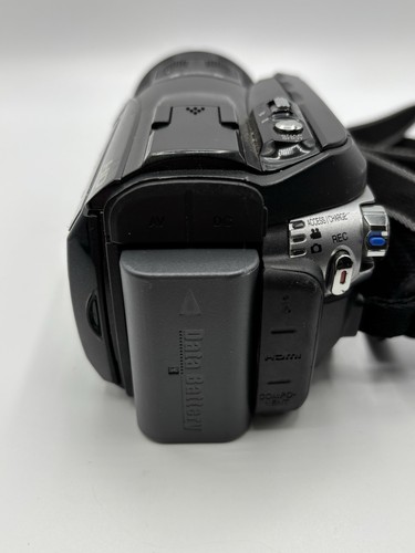 JVC EVERIO GZ-HD3EK CAMCORDER 3CCD HIGH DEFINITION HD VIDEO 60GB HARD DISC DRIVE - Picture 5 of 12