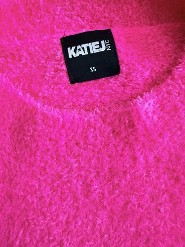 Katie J NYC Juniors Women’s Hot Pink Mohair Pullover Sweater Size XS - Picture 2 of 4