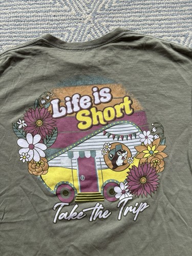 Buc-ee's Life is Short Take the Trip Graphic T-Shirt - Green - Large - Picture 5 of 5