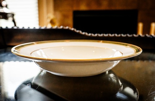 Juego de 2 cuencos de sopa Wedgwood Oberon Bone China con borde de 8" - Imagen 4 de 6