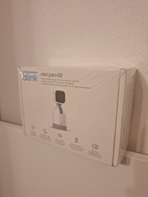 Blink Mini Pan-Tilt Bewegliche Plug-in-Überwachungskamera NEU in OVP Sealed
