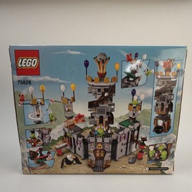 LEGO The Angry Birds Movie King Pig's Castle 75826 859 Pieces 8-14 Box Red