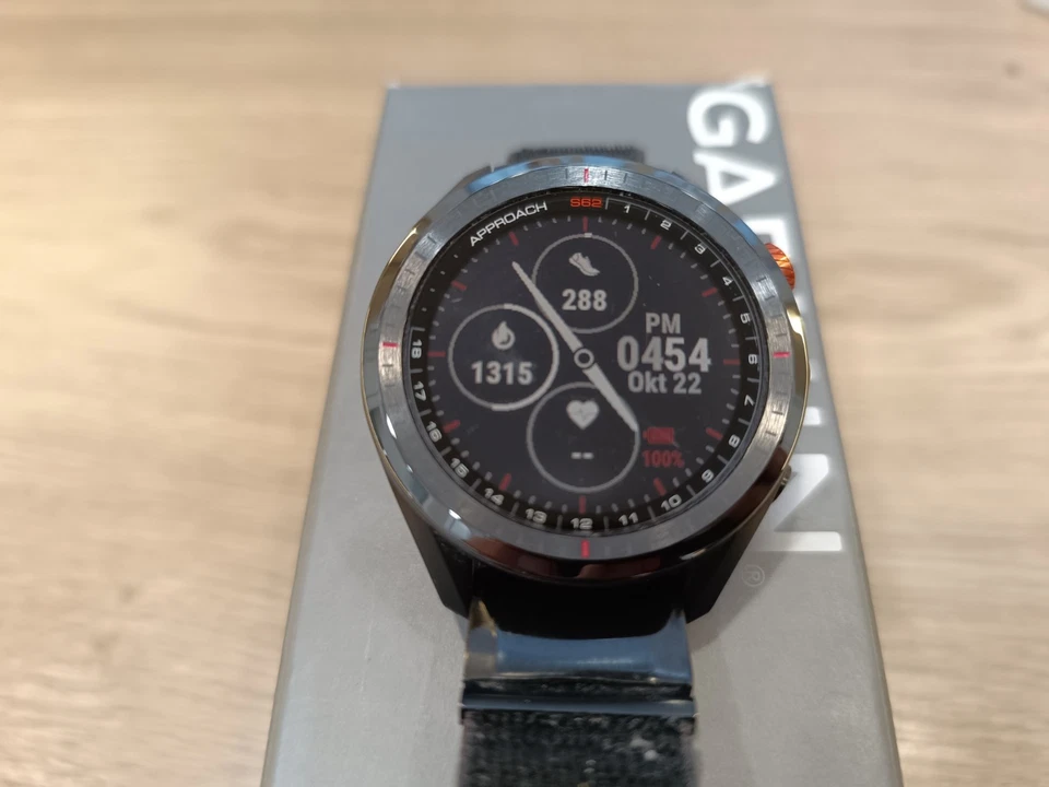 Garmin Approach S62 Golfuhr Schwarz Nylon Armband - Bild 2 von 3