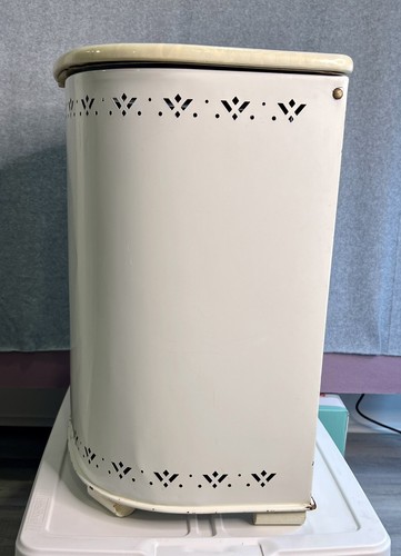 Vintage Tole Metal White Large Laundry Hamper Detecto Mid Century 1960s Flowers - Picture 6 of 15
