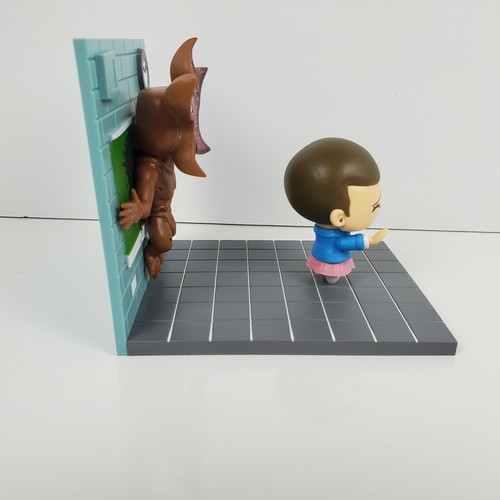 Stranger Things Eleven Vs Demogorgon Loot Crate Exclusive Diorama New OPEN BOX - Picture 5 of 10