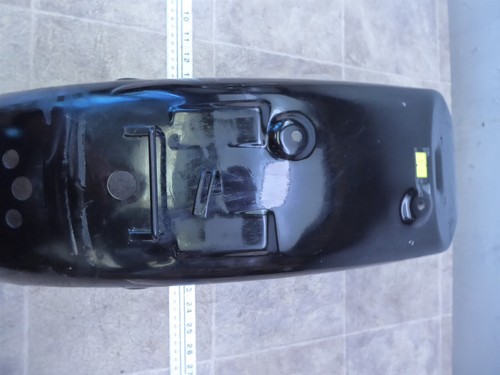 1986 Suzuki VS700 Intruder S76-1) rear black fender guard cover - Picture 8 of 12
