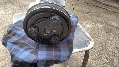 1996 saab 900s a/c compressor - Picture 4 of 5