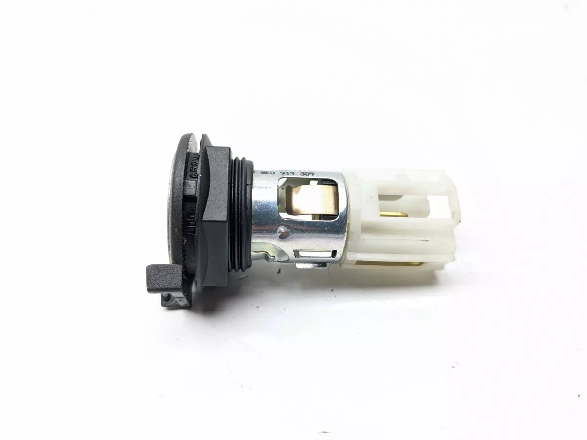 AUDI Q7 POWER OUTLET 12V SOCKET PORT MK1 4L 2010 eBay