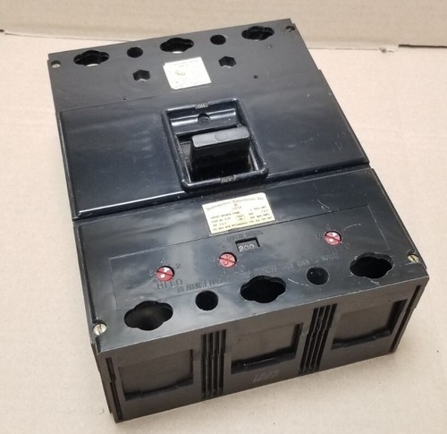 Westinghouse LA2400F 2 pole 600v F-Frame Breaker w/ 200 amp Rating - Picture 1 of 5