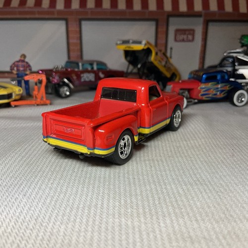 1:64 Hot Wheels Limited Edition RLC '69 Chevy Custom Step Side red - Bild 4 von 7