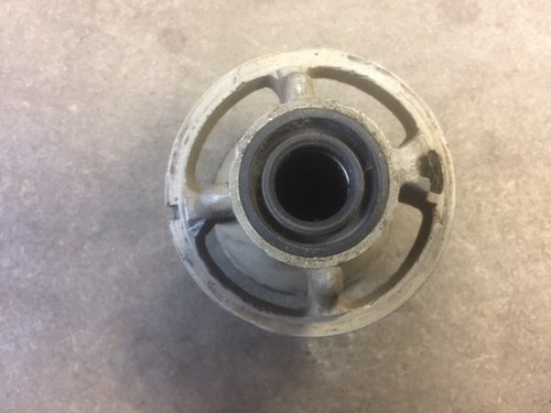 New Mercury, Quicksilver 53014A 1, 53014, 53014A1 Bearing Carrier - Picture 4 of 4
