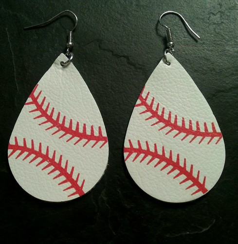 Baseball Leder Stil Ohrringe Sport Fan Sammlerstück Memorabilia Geschenk - Bild 3 von 3