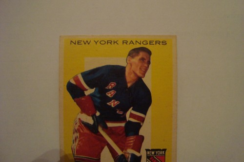 1961 62 Topps Hockey Card # 9 Jerry Toppozzini Card Boston Bruins 11/24 - Picture 14 of 24