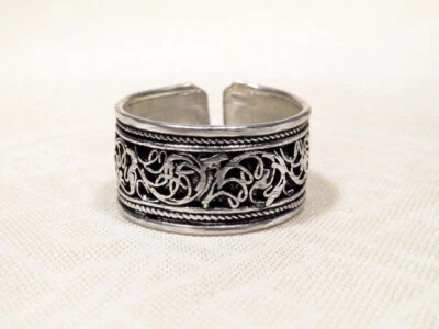 Filigraner Ring - 10 mm breit - versilbert  - Nepal