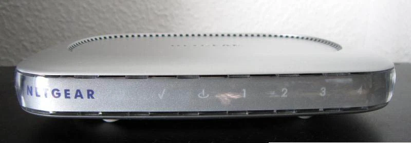 NETGEAR ROUTER RP614 v2 DSL Kabel Web Save Switch 4 Ports SPI & NAT silber OVP - Bild 4 von 4