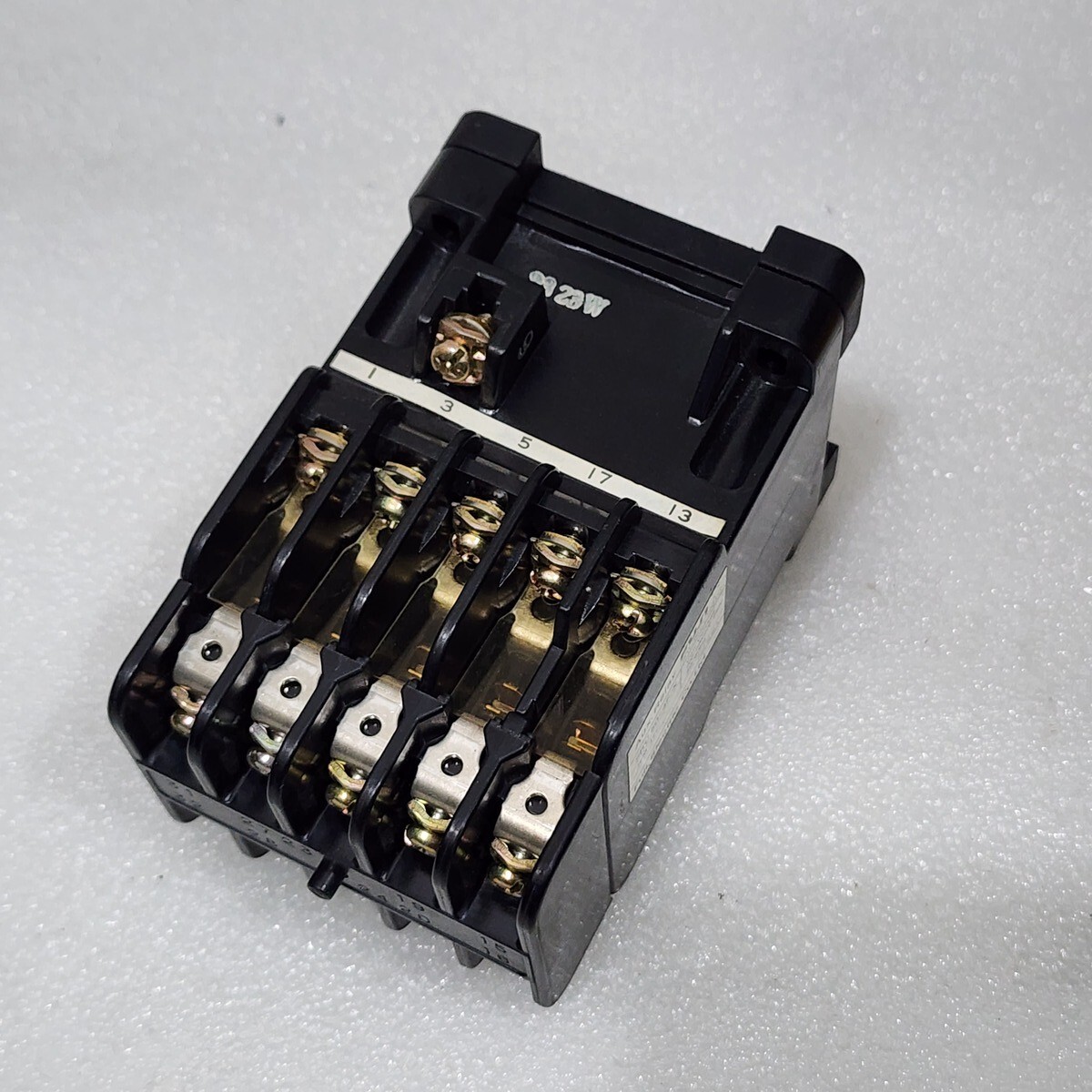 FUJI ELECTRIC SRC 50-4F/X AUX RELAY COIL VOLTAGE 200-240V | eBay FUJI ELECTRIC SRC 50-4F/X AUX RELAY COIL VOLTAGE 200-240V | eBay