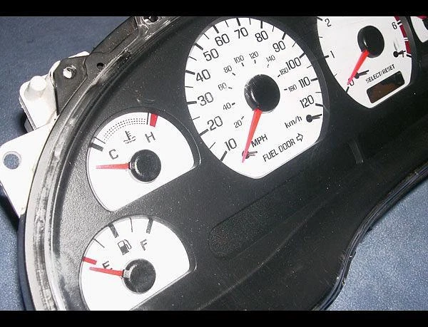 Medidores de cara blancos para Ford Mustang 1999-2004 Foto 3 de 4