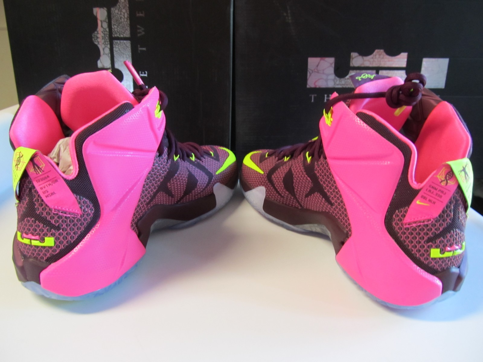 DS DS DS Nike Lebron XII 12 200 DOUBLE HELIX Merlot Silver Volt Pink sz 12 684593 607 c9cde7 DS DS DS Nike Lebron XII 12 200 DOUBLE HELIX Merlot Silver Volt Pink sz 12 684593 607 c9cde7