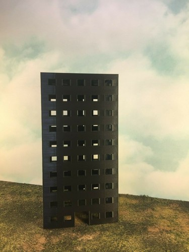 10 Story APARTMENTS or OFFICES City Building N Scale 1:160 No Assembly Required! - Picture 9 of 12
