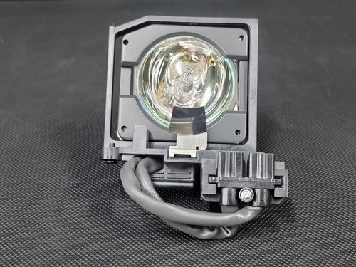 V7 Projector Replacement Lamp for select 3M & Smartboard Projectors (VPL1783-1E) - Picture 13 of 17