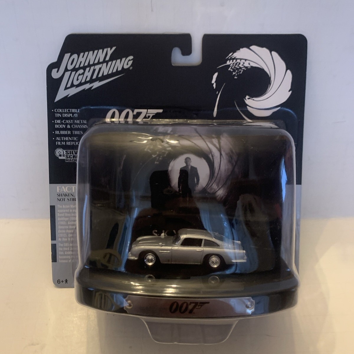 Lightning Johnny 007 James Bond Aston Martin DB5 Skyfall Set Tin 0