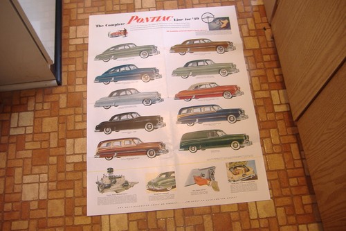 ~PRESENTING THE NEW 1949 PONTIAC~FOLD-OUT COLOR BROCHURE~ - Picture 4 of 5