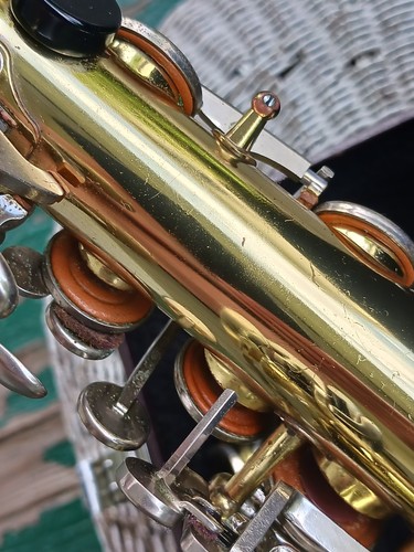 ~Vintage Yamaha YAS-23 Alto Saxophone with case and mouthpiece Made in Japan~ - Picture 9 of 15