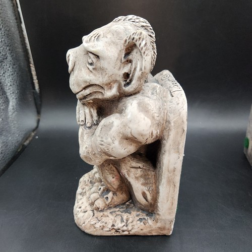 T. Scott 1996 Gargoyle Bookends Plaster Vintage - Picture 10 of 24