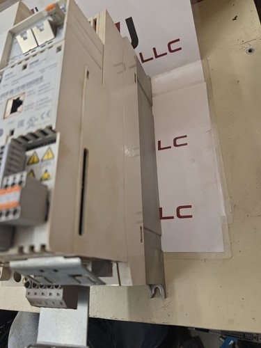 LENZE PROFONET   E84AVHCE4024SX0  SERVO DRIVE - Picture 3 of 5