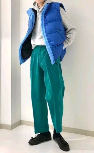GILET PIUMINO UNISEX NUOVO CON ETICHETTE MARNI × UNIQLO STILE OVERSIZE BLU Tg XS - Foto 2 di 15