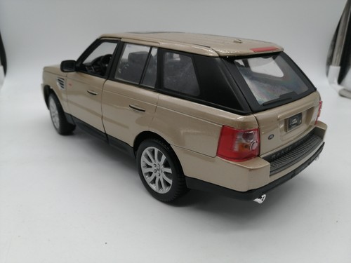 Range Rover sport gold metallic 1/18 Bburago Burago no box - Foto 2 di 4