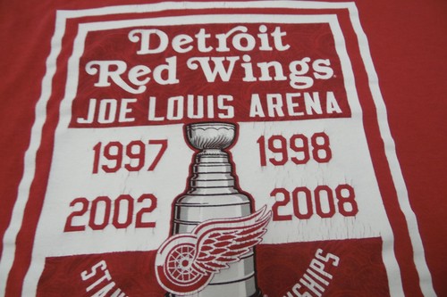 CAMISETA DETROIT RED WINGS DESPEDIDA TEMPORADA EL JOE XL '47 MARCA 2017 XL - Imagen 9 de 10