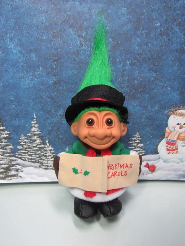 CHRISTMAS CAROLER - Muñeca Russ Troll de 5" - NUEVO STOCK EN TIENDA - RARA - Imagen 1 de 4