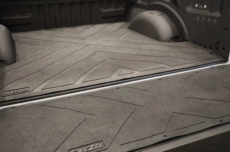 For Chevy Silverado 1500 Classic 2007 Dee Zee DZ76887 Heavyweight Bed Mat - Image 4 of 4