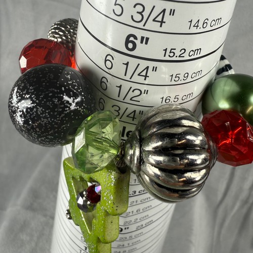 Beaded Christmas-Themed Bracelet Toggle Clasp Green Glitter Tree Charm Holiday - Picture 10 of 14