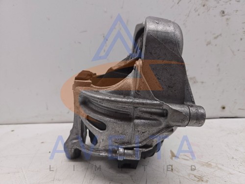 Vw Touareg R-Line 2024 MK3 FL 3.0 Tdi DPYD Engine Mount Left Side 4M0199372FF - Picture 5 of 13